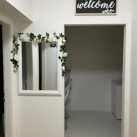 Modern & Cozy 2-bedroom Vacation In Lägenhet Sarajevo