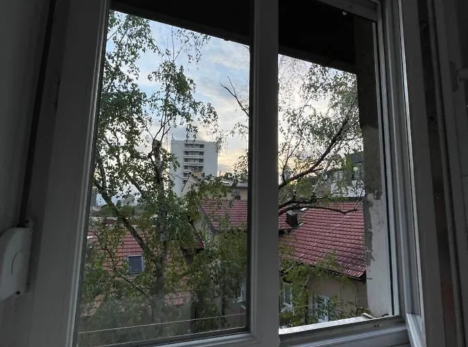 Modern & Cozy 2-bedroom Vacation In アパート *